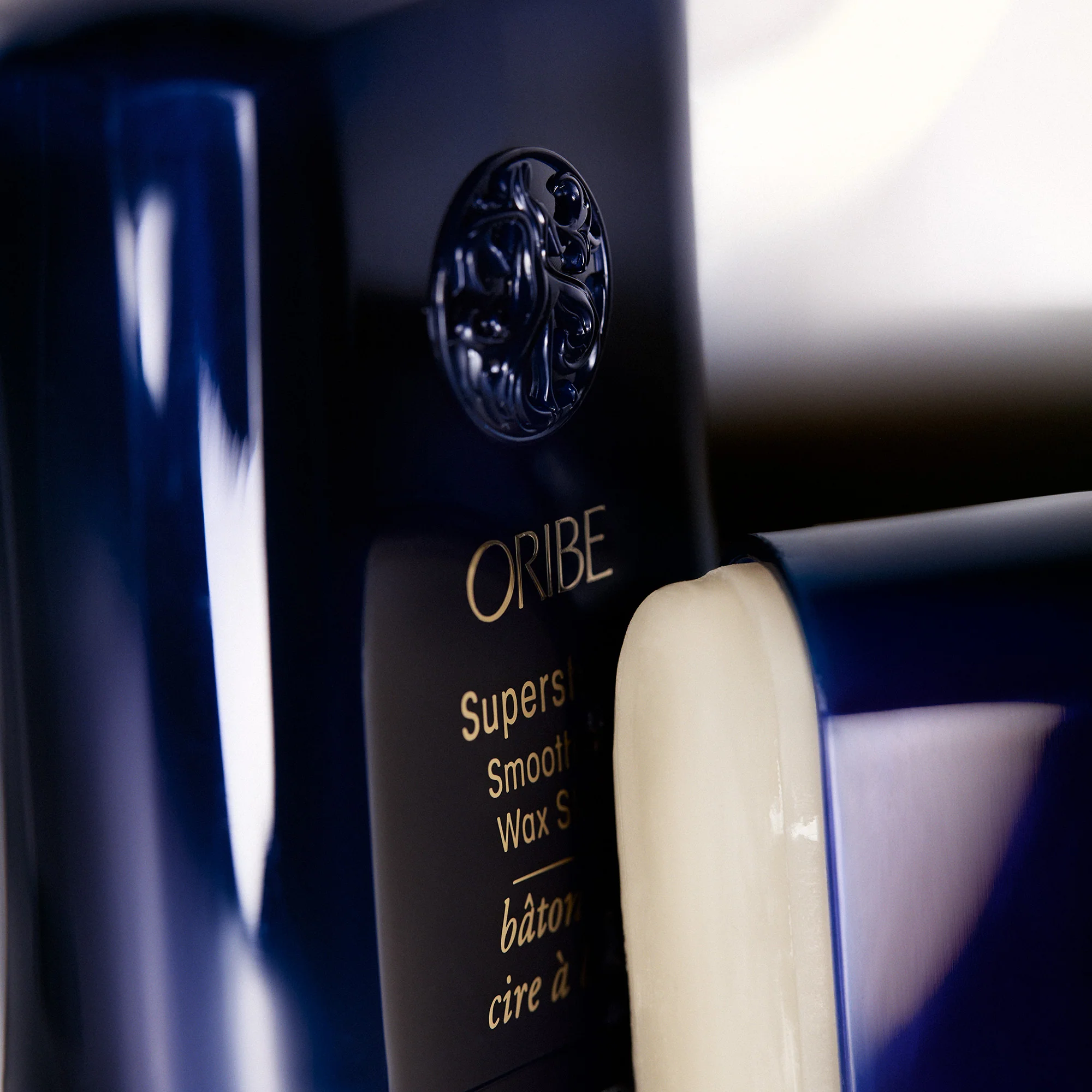 Supershine Smoothing Wax Stick - Image 7
